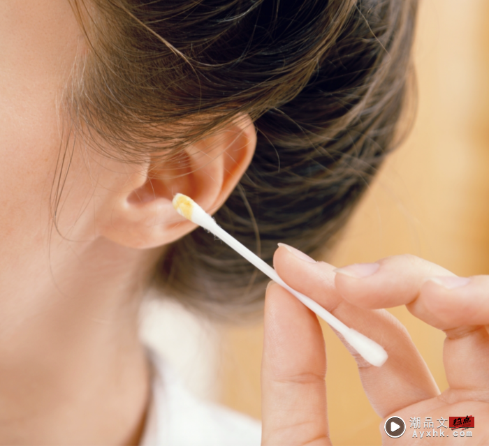 Tips｜棉花棒挖耳其实超危险，最严重会导致耳膜破裂！ 更多热点 图1张